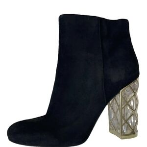 Karl Lagerfeld Black Heeled Boots with Sculptural Heel